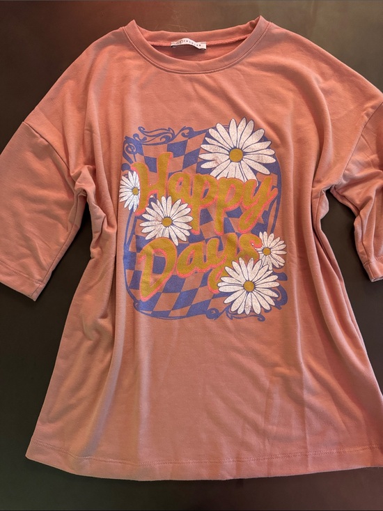 Cy Fashion Tops - Happy Days Daisy Graphic Tee - Women's Rose